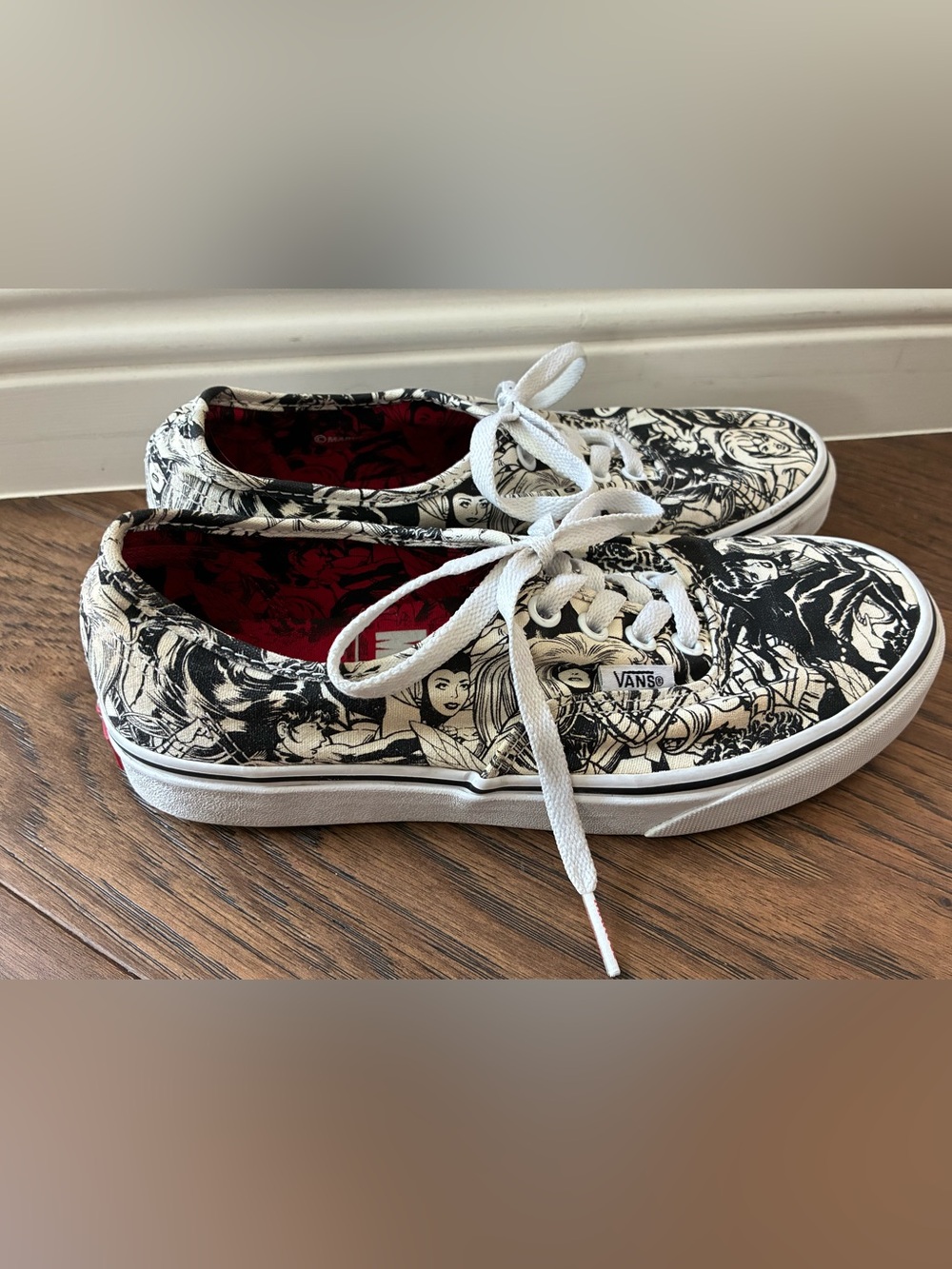 Converse Chuck Taylor Marvel Off The Wall Vans Low Top Black White Comic M6 W7.5